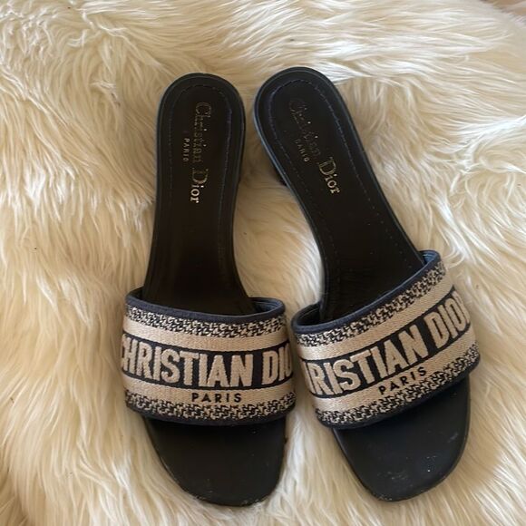 DIOR “Dway” slides - Picture 6 of 10